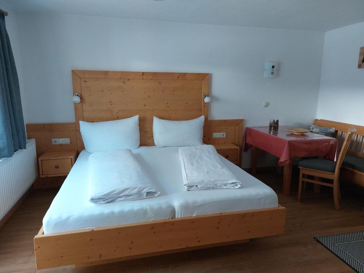 Pension Appartementhaus Bergland Biberwier Extérieur photo